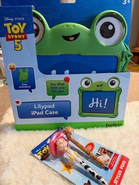 Belkin Toy Story 5 Lilypad iPad Case + Toy Story Jessie and Bullseye Stylus Pens